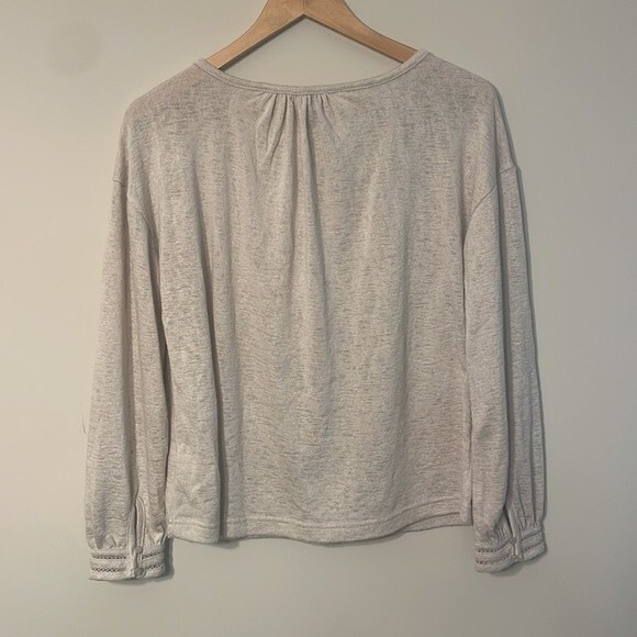 Old Navy Long Sleeve Trim Cuff Neutral Sweater XS - Picture 7 of 8